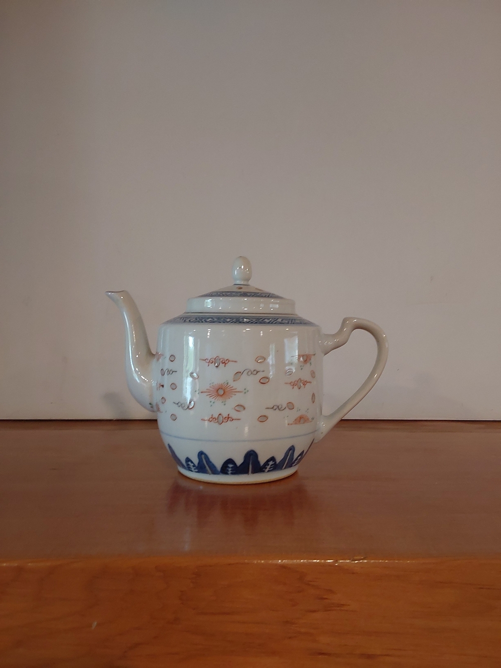 Jingdezhen Export Porcelain Teapot with Abstract Sun & Geometric Motifs